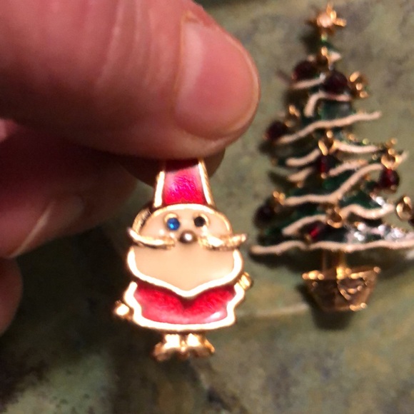 EUC Christmas pins - Picture 2 of 5